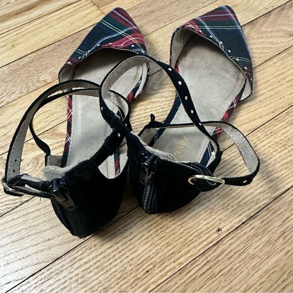 Old Navy size 6 red plaid flats - Picture 5 of 5
